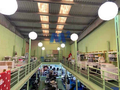 Fotograf�a de Nave comercial en alquiler