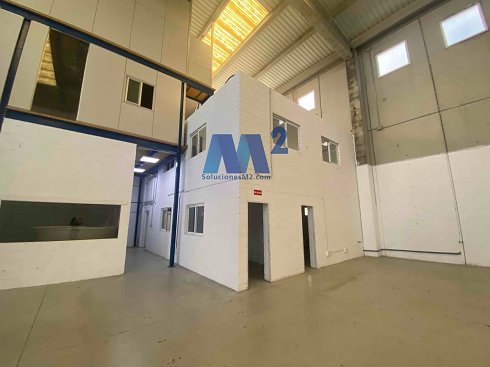 Fotografa de Nave industrial en alquiler