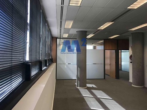 Fotografa de Oficina en alquiler