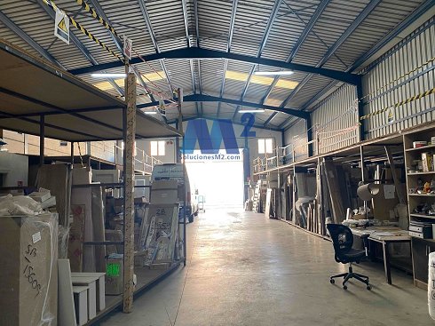 Fotograf�a de Nave industrial en venta
