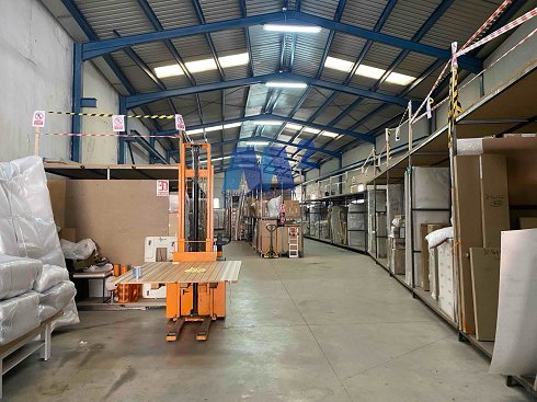 Fotograf�a de Nave industrial en venta