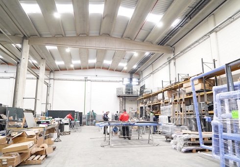 Fotograf�a de Nave industrial en alquiler  [2879]