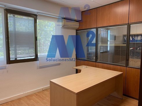 Fotografa de Oficina en alquiler