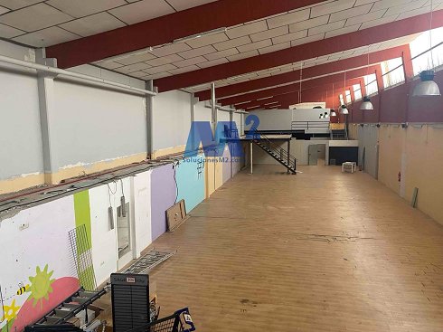 Fotograf�a de Nave industrial en venta