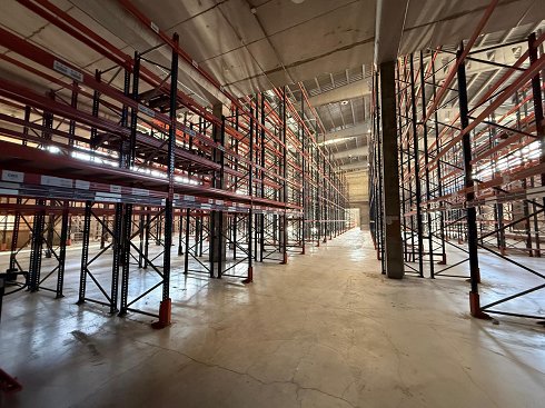 Fotograf�a de Nave industrial en alquiler  [2893]