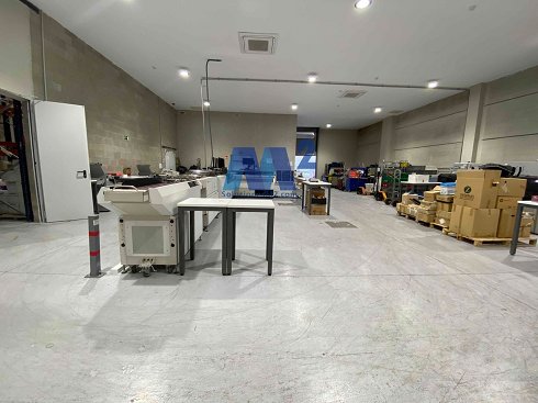 Fotograf�a de Nave industrial en alquiler