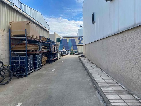 Fotografa de Nave industrial en alquiler