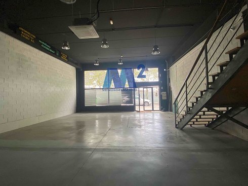 Fotograf�a de Nave comercial en alquiler