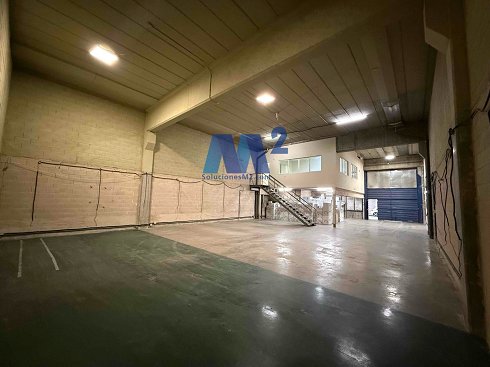 Fotograf�a de Nave industrial en venta