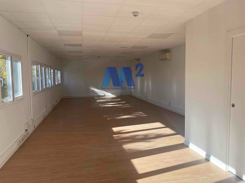 Fotograf�a de Nave industrial en alquiler