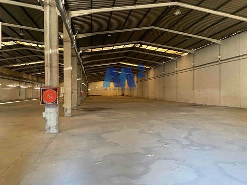 Fotograf�a de Nave industrial en venta