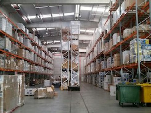 Fotograf�a de Nave industrial en alquiler  [2372]