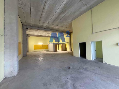 Fotograf�a de Nave industrial en alquiler