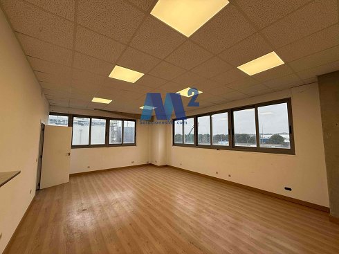 Fotograf�a de Nave industrial en alquiler