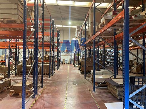 Fotograf�a de Nave industrial en venta