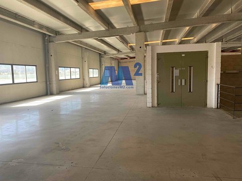 Fotograf�a de Nave industrial en alquiler