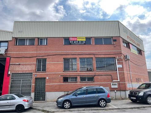 Fotograf�a de Nave industrial en alquiler  [2906]