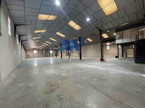 Fotograf�a de Nave industrial en alquiler