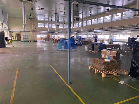 Fotograf�a de Nave industrial en venta