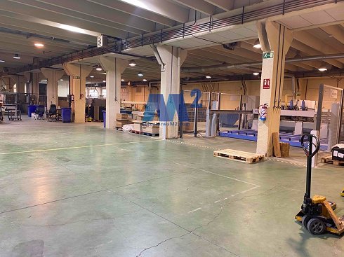 Fotograf�a de Nave industrial en venta
