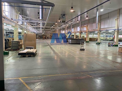 Fotograf�a de Nave industrial en venta