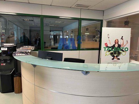 Fotograf�a de Nave industrial en venta