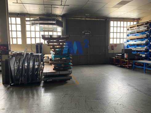 Fotograf�a de Nave industrial en venta