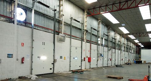Fotograf�a de Nave industrial en alquiler  [2840]
