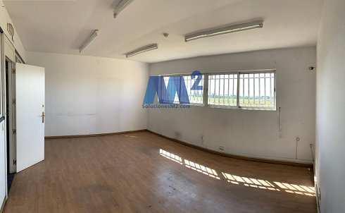 Fotograf�a de Nave industrial en alquiler