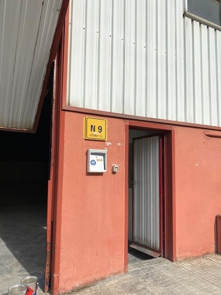 Fotograf�a de Nave industrial en alquiler  [2673]