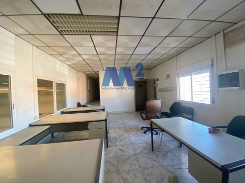 Fotograf�a de Nave industrial en alquiler