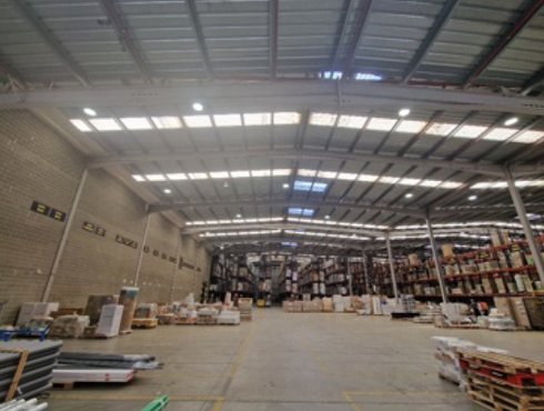 Fotograf�a de Nave industrial en alquiler  [2913]