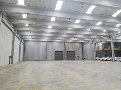 Fotograf�a de Nave industrial en alquiler  [2890]