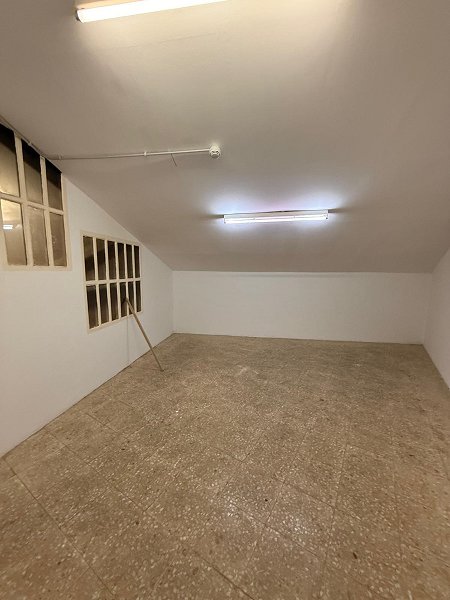 Fotograf�a de Nave industrial en alquiler  [2907]