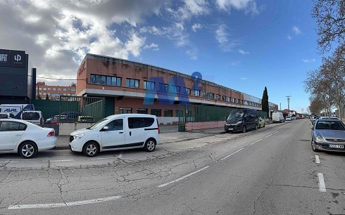 Fotograf�a de Nave industrial en venta