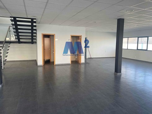 Fotograf�a de Nave industrial en venta