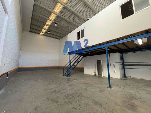 Fotograf�a de Nave industrial en alquiler