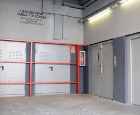 Fotograf�a de Nave industrial en alquiler  [244]