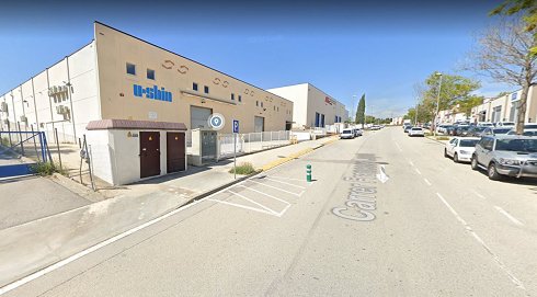 Fotograf�a de Nave industrial en alquiler  [2618]