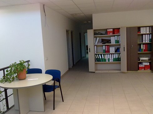 Fotograf�a de Nave industrial en alquiler  [2618]