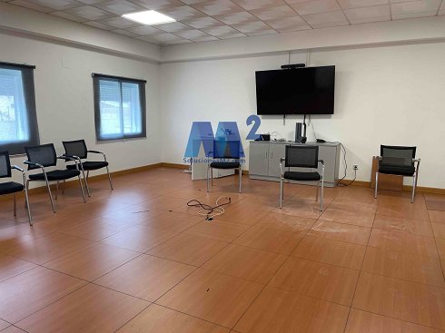 Fotograf�a de Nave industrial en alquiler