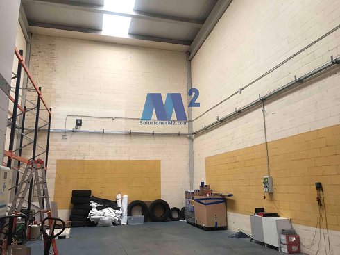 Fotograf�a de Nave industrial en alquiler