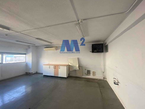 Fotograf�a de Nave industrial en alquiler