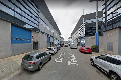 Fotograf�a de Nave industrial en alquiler  [2753]