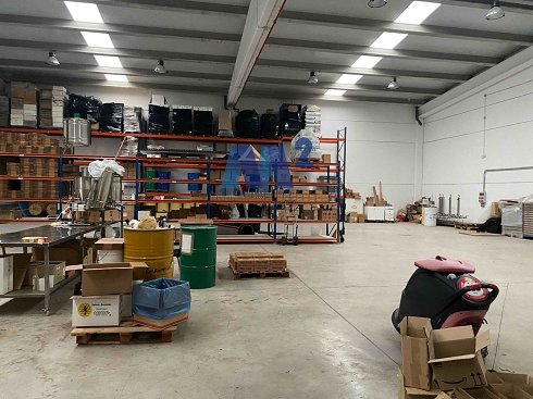 Fotograf�a de Nave industrial en venta