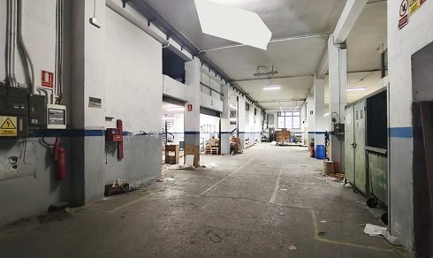 Fotograf�a de Nave industrial en venta  [2920]
