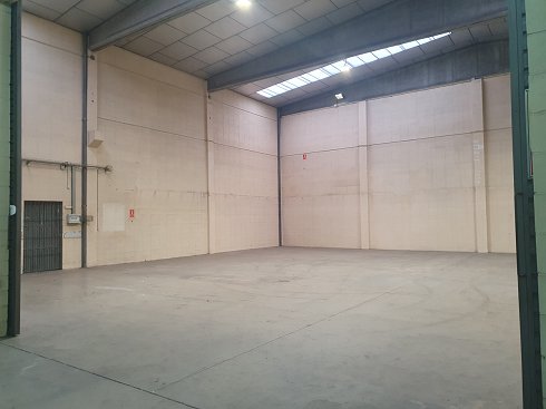 Fotograf�a de Nave industrial en alquiler  [284]