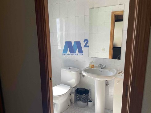 Fotograf�a de Nave comercial en venta