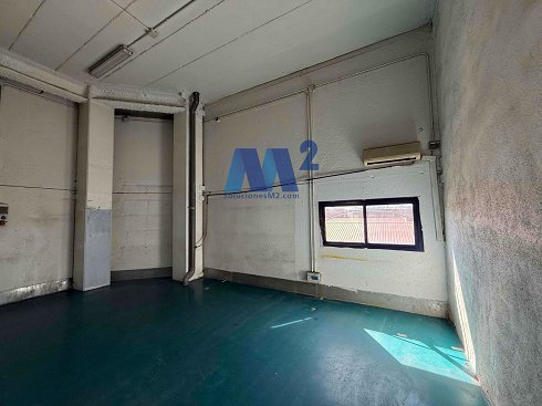 Fotograf�a de Nave industrial en alquiler