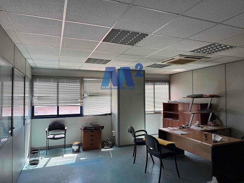 Fotograf�a de Nave industrial en alquiler